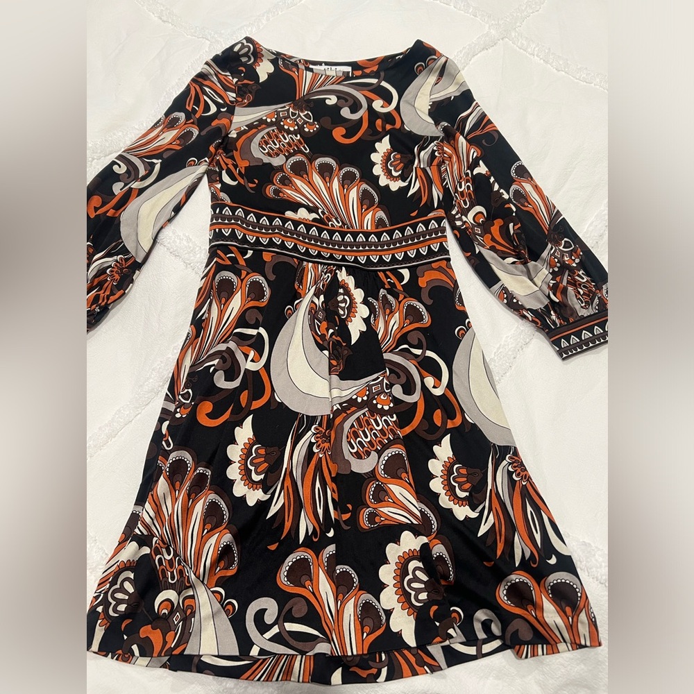 Long sleeve dress with psychedelic print